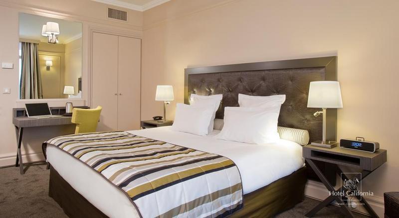Hotel California Champs Elysees Paris Exterior foto