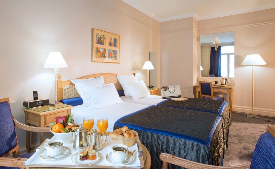 Hotel California Champs Elysees Paris Exterior foto